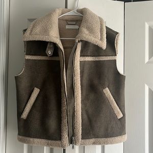 Jonathan Simkhai, Thyme/Beige Sherpa Vest, size M
